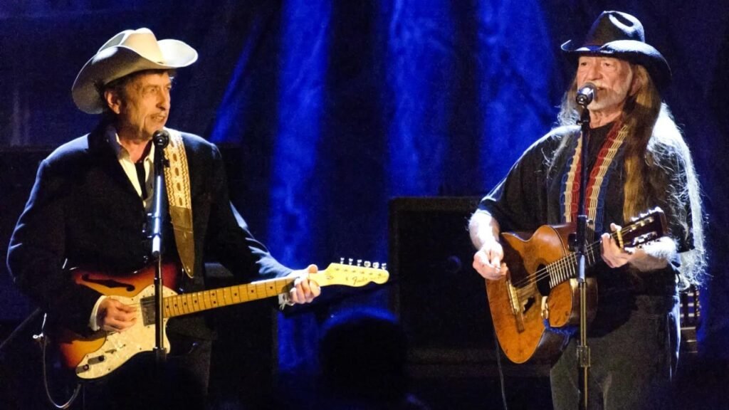 Outlaw Country Icons The Musical Odyssey of Willie Nelson, Bob Dylan, and John Mellencamp